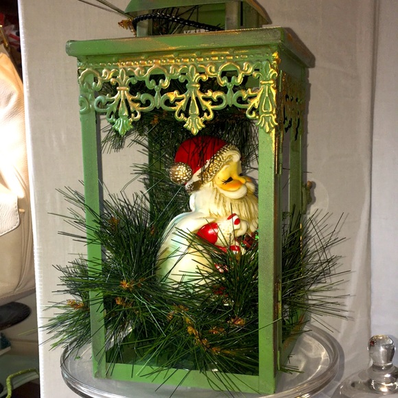 Vintage repurposed Homco Santa in vintage green lantern. - Picture 1 of 9